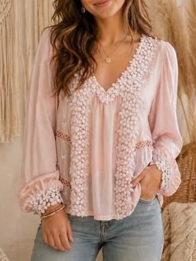 POL Pale Pink Floral Lace Trim Top Acid Wash Boho Romantic Long Sleeve Stretchy
